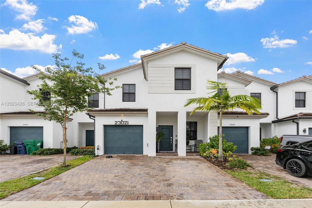 23021 SW 128th Pl, Miami, FL 33170