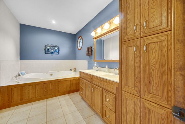 3111 N Cha Mar Hills Drive, La Porte, IN 46350