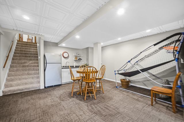 3111 N Cha Mar Hills Drive, La Porte, IN 46350