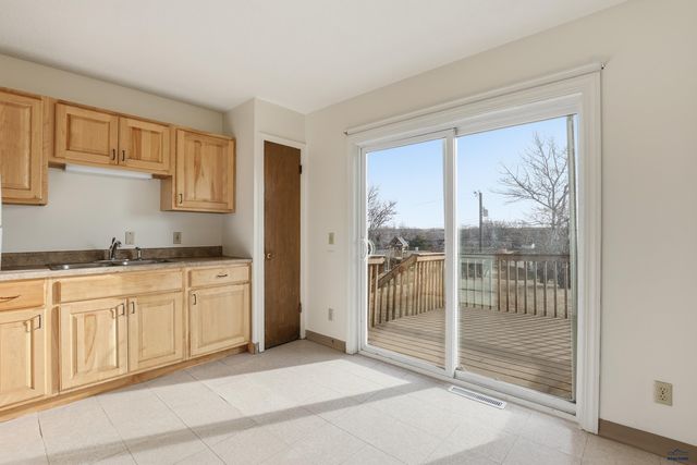 13 TEXAS, Rapid City, SD 57701