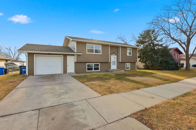 13 TEXAS, Rapid City, SD 57701