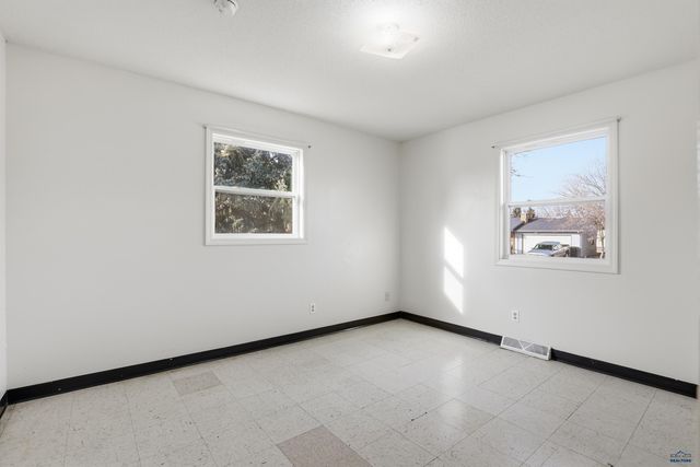 13 TEXAS, Rapid City, SD 57701