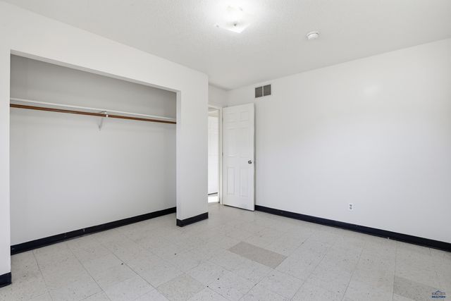 13 TEXAS, Rapid City, SD 57701