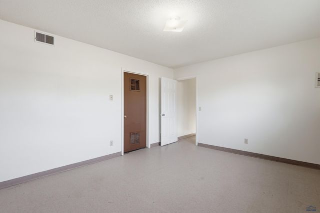 13 TEXAS, Rapid City, SD 57701