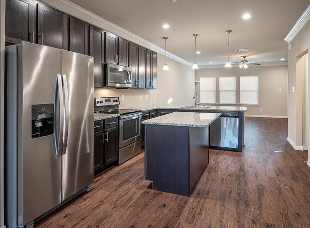 2708 Vine Court, Denton, TX 76209