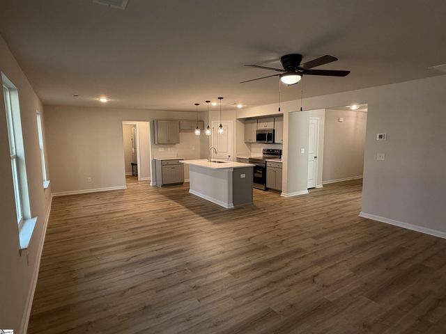 204 Clydesdale Road, Liberty, SC 29657