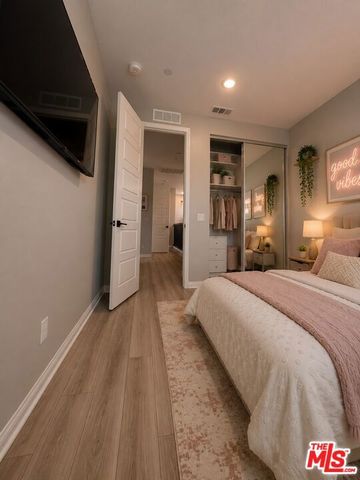 756 Daniel Freeman Circle, Inglewood, CA 90301