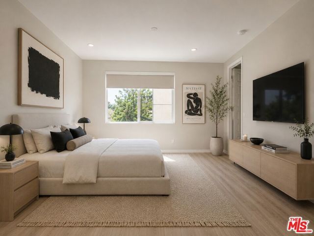 756 Daniel Freeman Circle, Inglewood, CA 90301