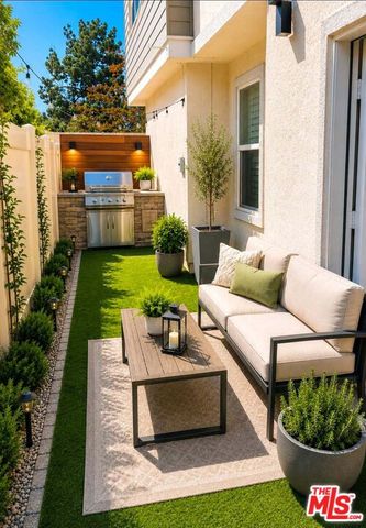 756 Daniel Freeman Circle, Inglewood, CA 90301