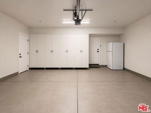756 Daniel Freeman Circle, Inglewood, CA 90301