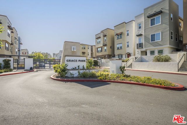756 Daniel Freeman Circle, Inglewood, CA 90301