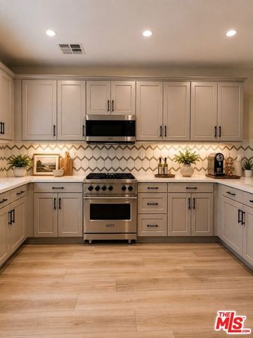 756 Daniel Freeman Circle, Inglewood, CA 90301