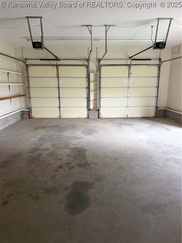 406 Harbour Lane, Hurricane, WV 25526