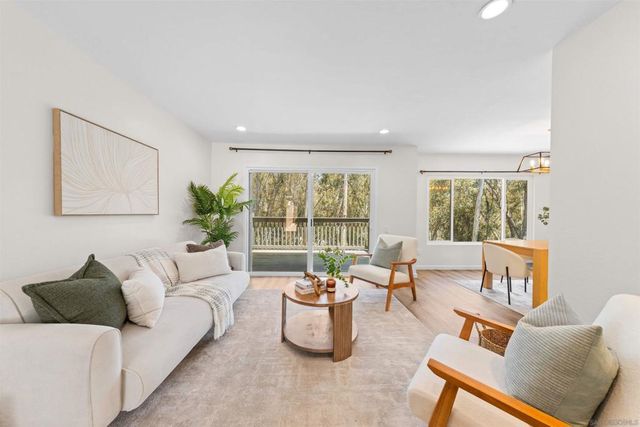 10653 Caminito Memosac, San Diego, CA 92131