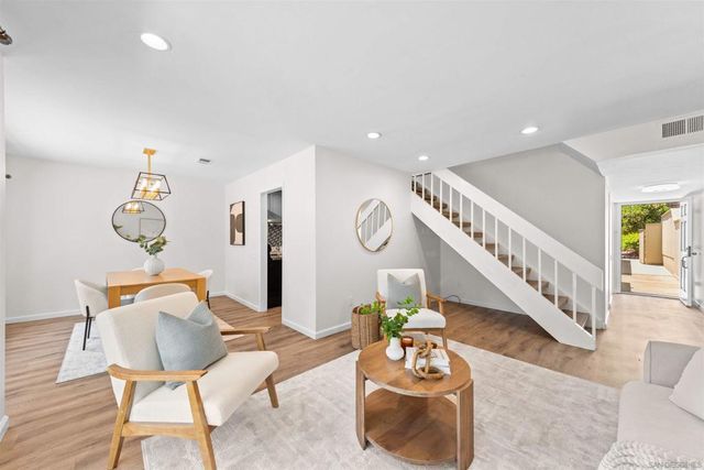 10653 Caminito Memosac, San Diego, CA 92131
