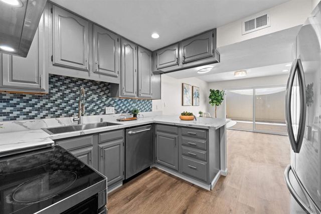 10653 Caminito Memosac, San Diego, CA 92131