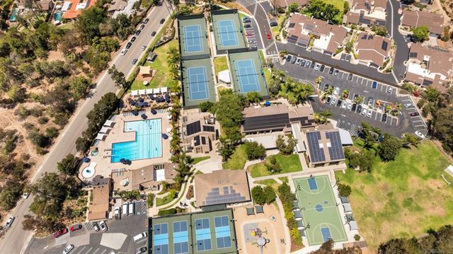 10653 Caminito Memosac, San Diego, CA 92131