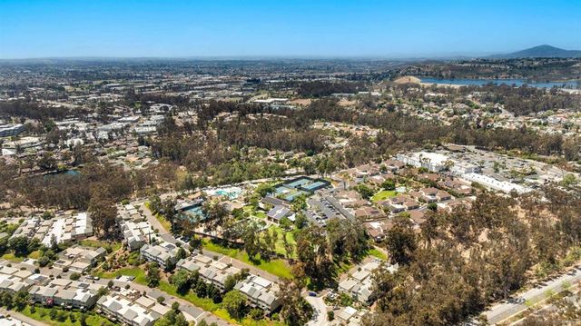 10653 Caminito Memosac, San Diego, CA 92131
