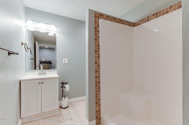 929 Dakin Street, Lansing, MI 48912