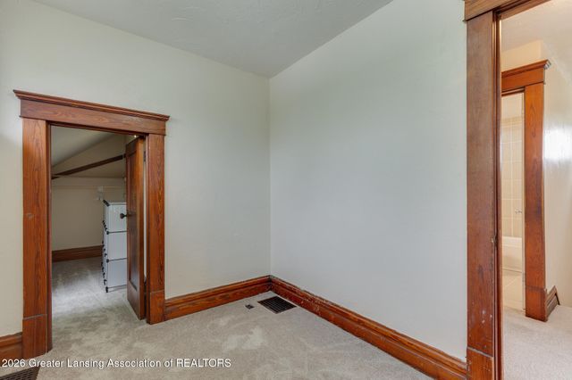 929 Dakin Street, Lansing, MI 48912