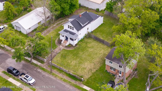929 Dakin Street, Lansing, MI 48912