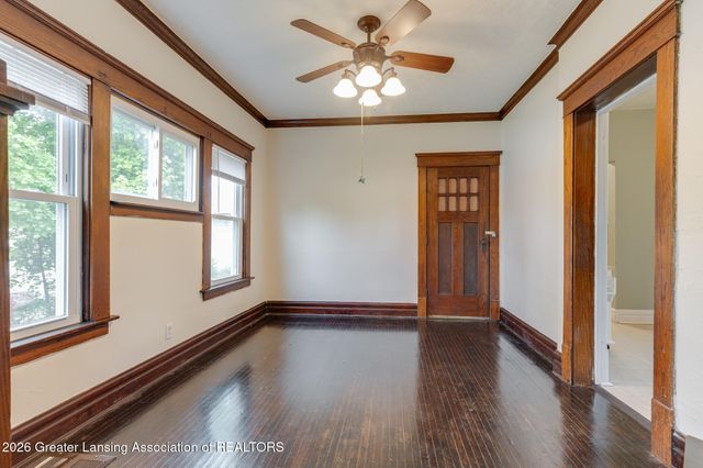 929 Dakin Street, Lansing, MI 48912