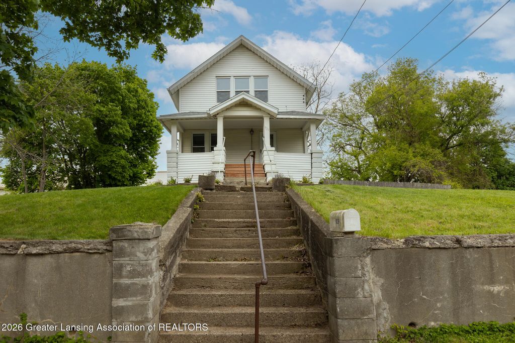 929 Dakin Street, Lansing, MI 48912