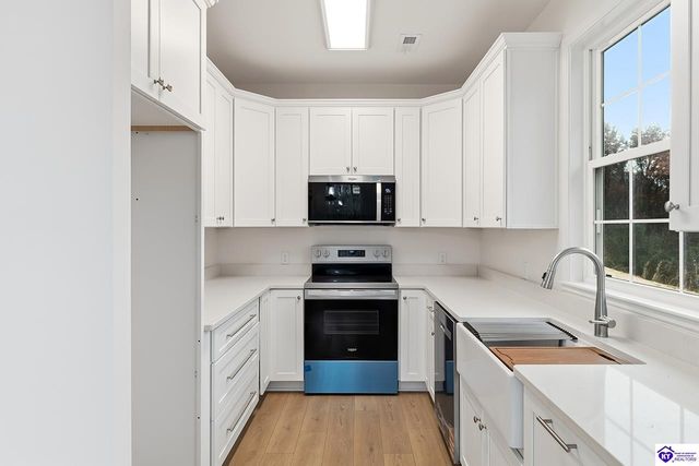 116 Danbrook Court, Radcliff, KY 40160