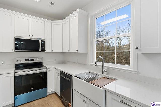 116 Danbrook Court, Radcliff, KY 40160