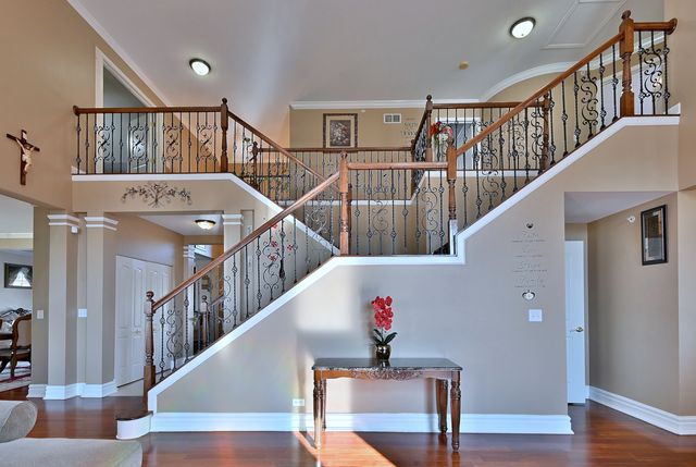 5761 PROVIDENCE Drive, Hoffman Estates, IL 60192