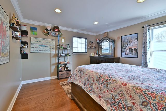 5761 PROVIDENCE Drive, Hoffman Estates, IL 60192