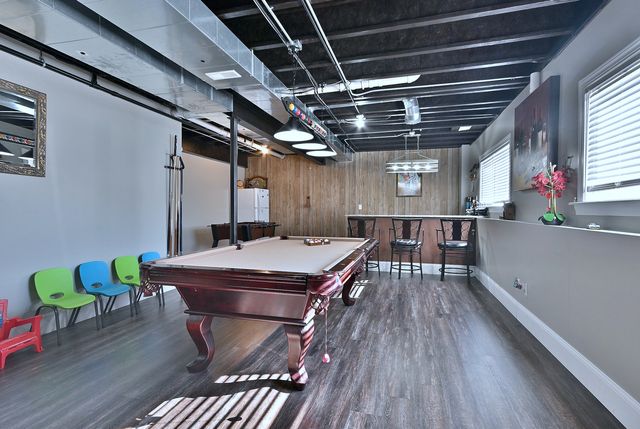 5761 PROVIDENCE Drive, Hoffman Estates, IL 60192