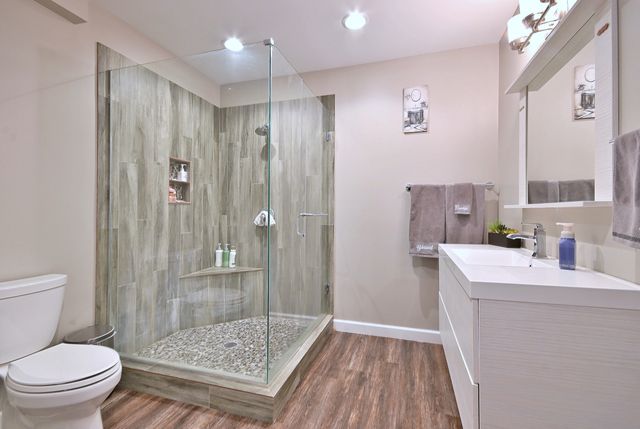 5761 PROVIDENCE Drive, Hoffman Estates, IL 60192