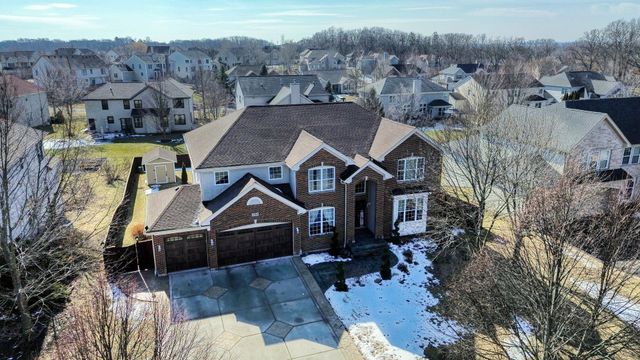 5761 PROVIDENCE Drive, Hoffman Estates, IL 60192