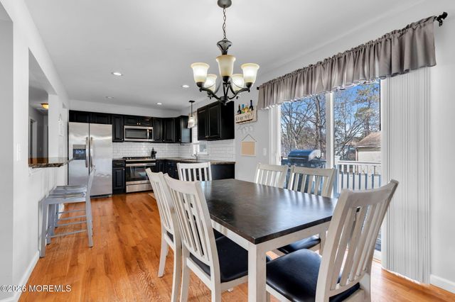 725 Commonwealth Boulevard, Toms River, NJ 08757