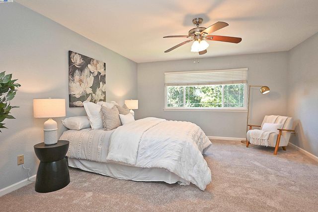 6746 Sapphire St, Dublin, CA 94568