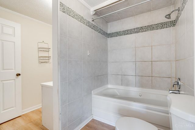 8185 Pepperwood Drive, West Chester, OH 45069