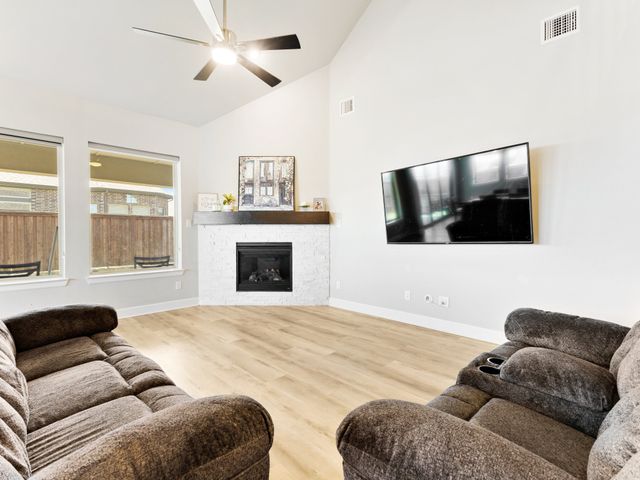 3204 Julian Street, Mansfield, TX 76063