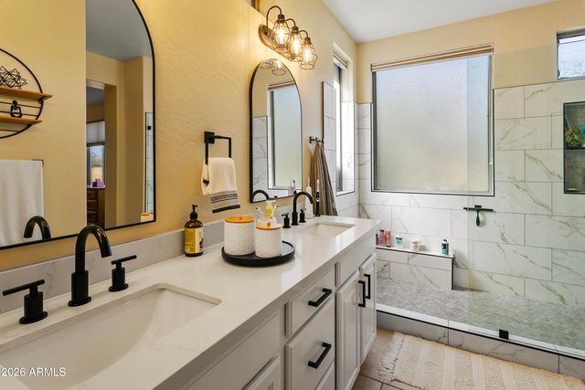 3719 W CARTIER Court, Anthem, AZ 85086