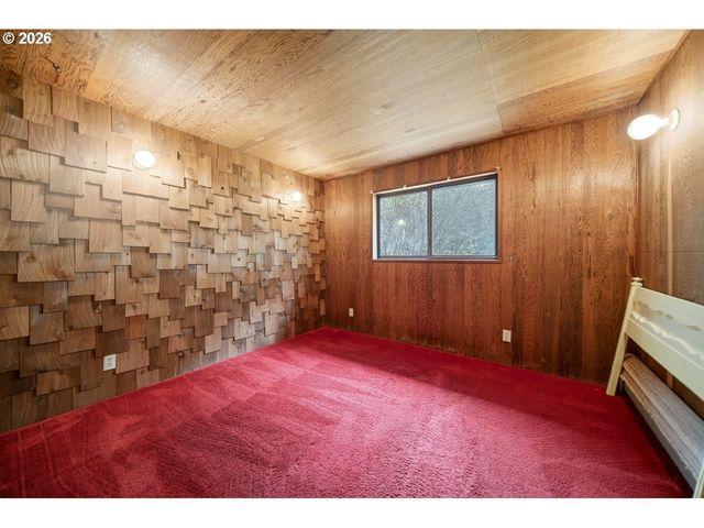 57490 RANDOLPH Rd, Bandon, OR 97411