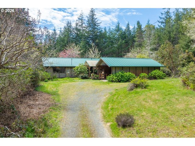 57490 RANDOLPH Rd, Bandon, OR 97411