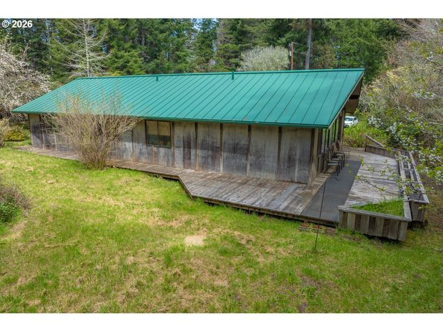 57490 RANDOLPH Rd, Bandon, OR 97411