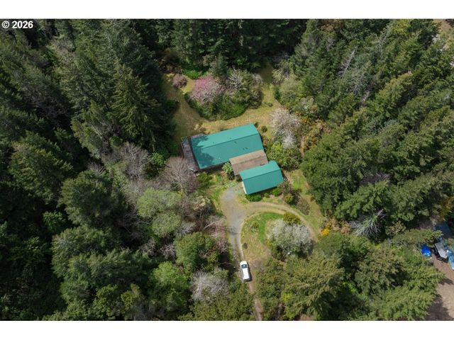 57490 RANDOLPH Rd, Bandon, OR 97411