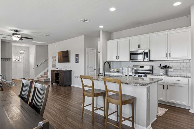 124 Moravia RD, Georgetown, TX 78626