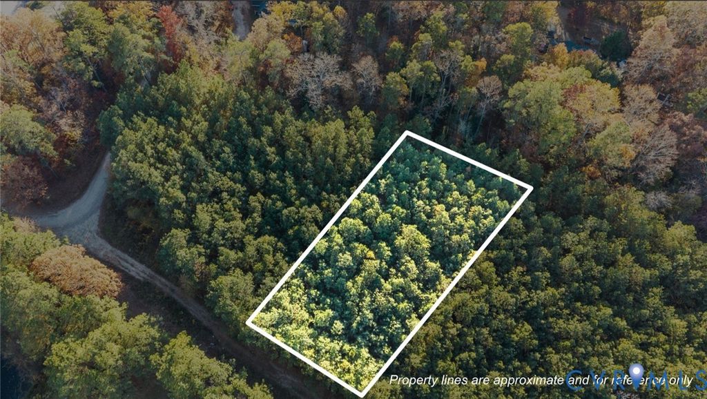 12216 Rock Hill Rd, Chester, VA 23831