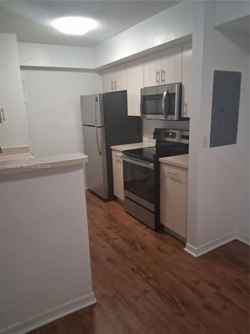 620 SW 111th Ave 203, Pembroke Pines, FL 33025