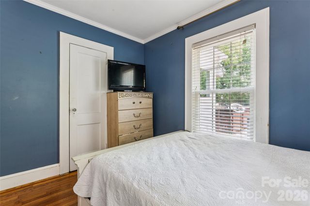 2224 Dundeen Street, Charlotte, NC 28216