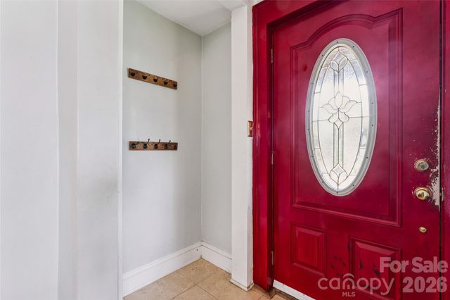 2224 Dundeen Street, Charlotte, NC 28216