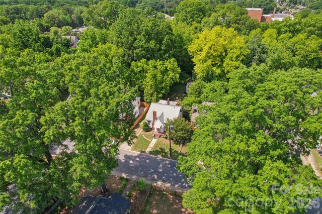 2224 Dundeen Street, Charlotte, NC 28216
