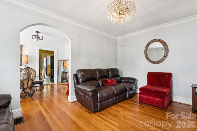 2224 Dundeen Street, Charlotte, NC 28216